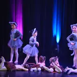 22 Ballet Pre Primary & Primary 0813