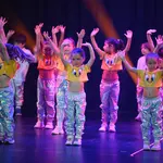 27 Hip Hop Grade 1 1007