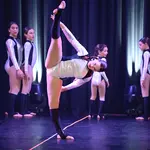 30 Acro Junior Formation Elites 1148