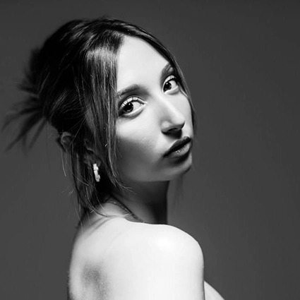 Dance Teacher - Modern Contemporary Teacher